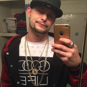 Meet your Posher, Ian